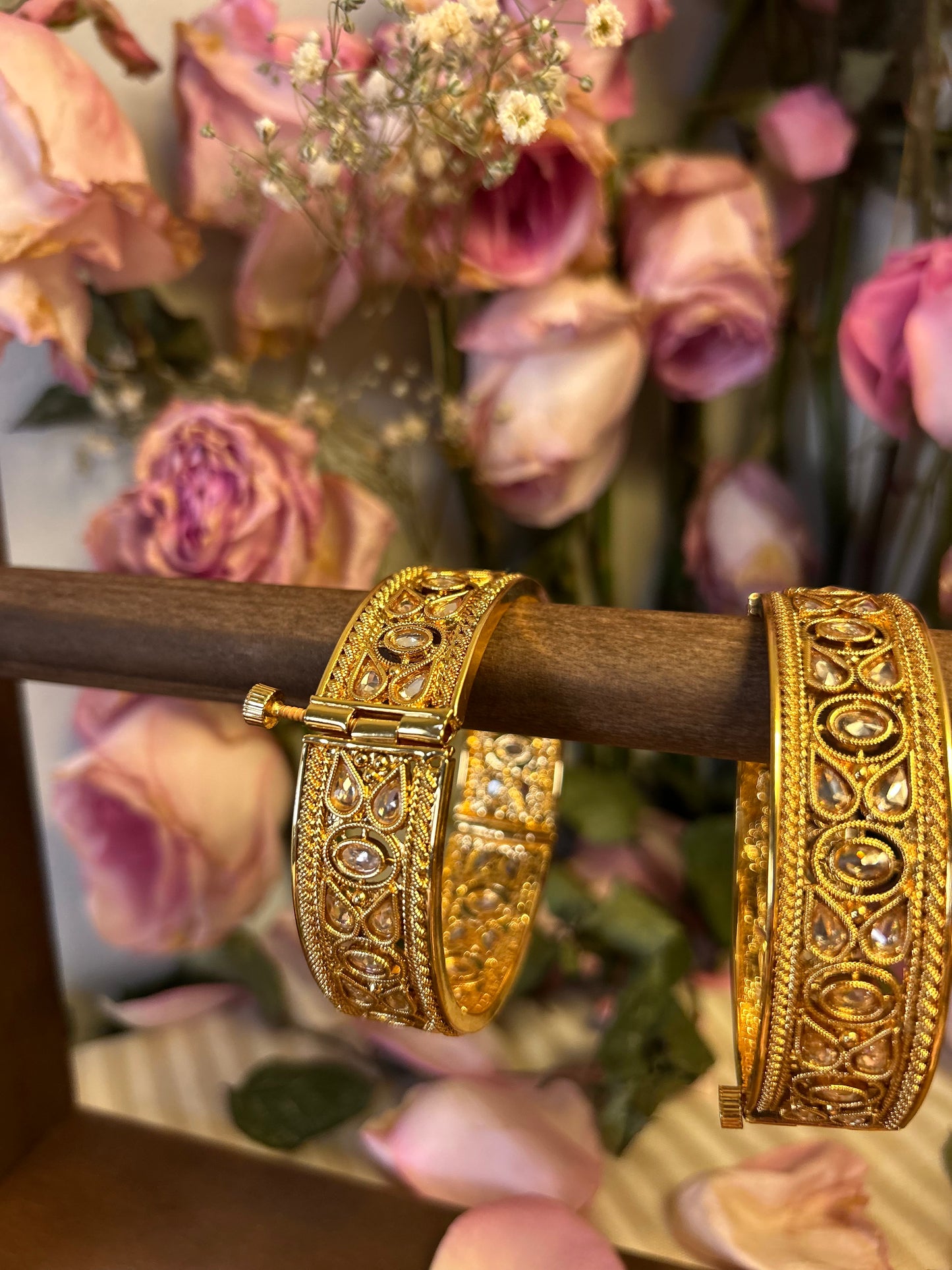 Antique Kundan Kade